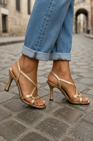 Cassie™ | Sandales Dorées Élégantes