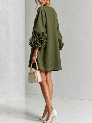 Amara | Robe Mini Élégante à Boutons Floraux